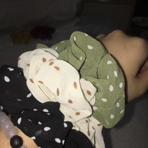 scrunchies